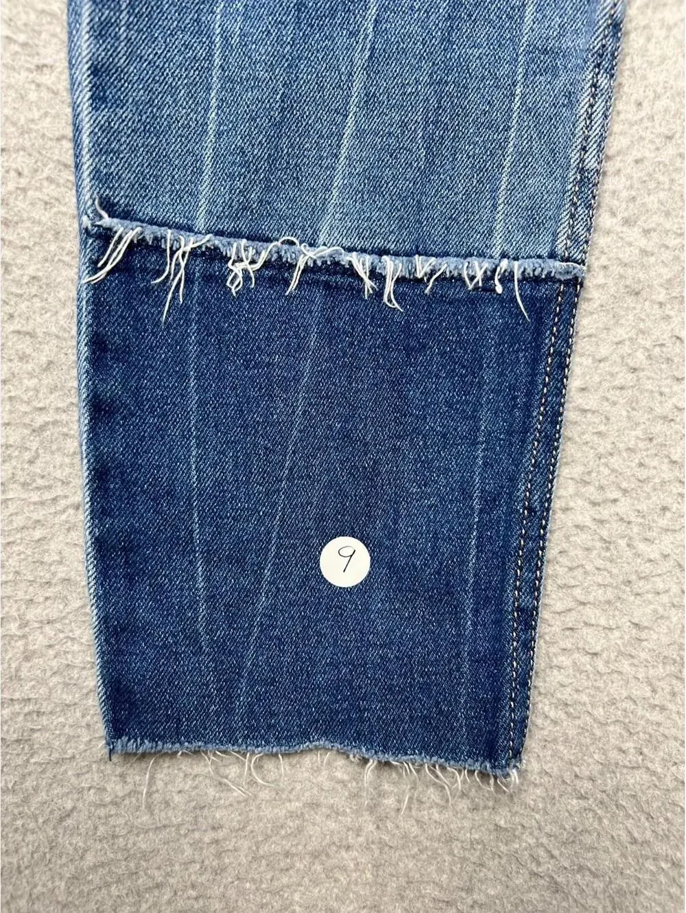 Hollister Curvy Mom high Rise Denim Jeans Womens Size 0 Raw Hem Patches 80s 90s